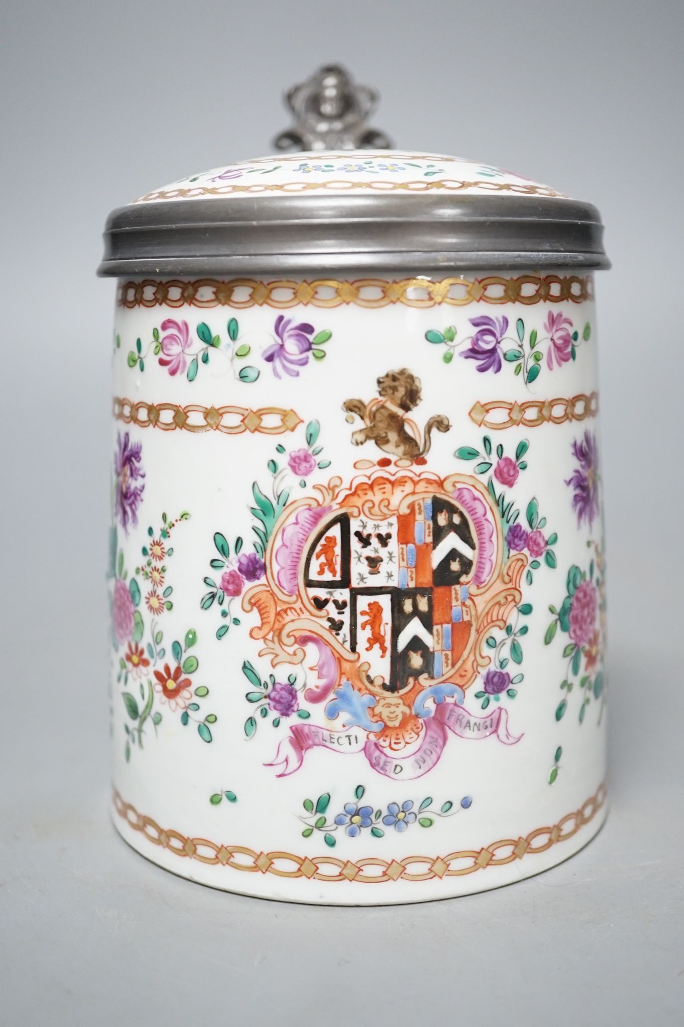 A Samson of Paris porcelain and pewter tankard, 17cm